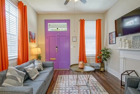 Entire Place 2Bed.1Bath