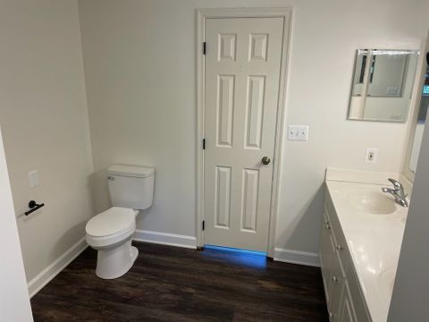 Private Room in 8Bed.3Bath