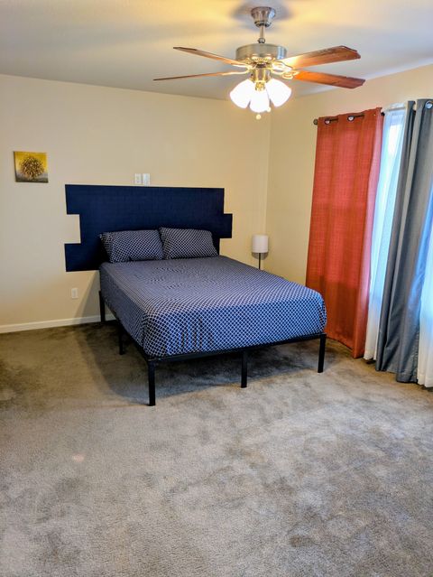 Private Room in 1Bed.1Bath