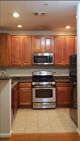 Private Room in 2Bed.2Bath
