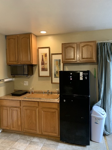 Private Room in 1Bed.1Bath