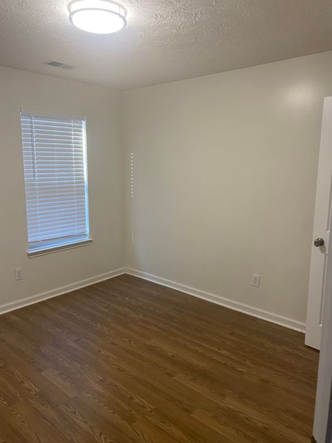Private Room in 3Bed.3Bath