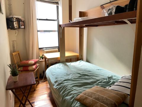 Shared Room in 2Bed.1Bath