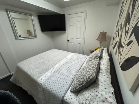 Private Room in 2Bed.1Bath