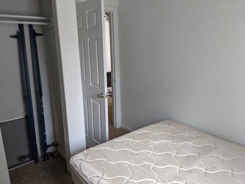 Private Room in 2Bed.1Bath