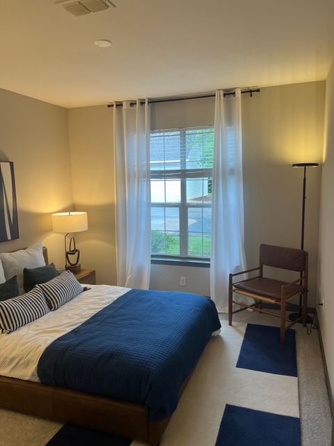 Private Room in 2Bed.2Bath