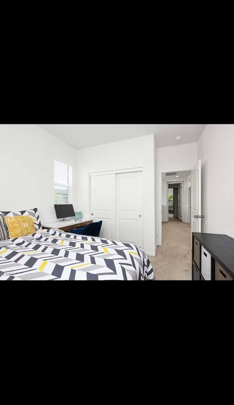 Private Room in 3Bed.2.5Bath