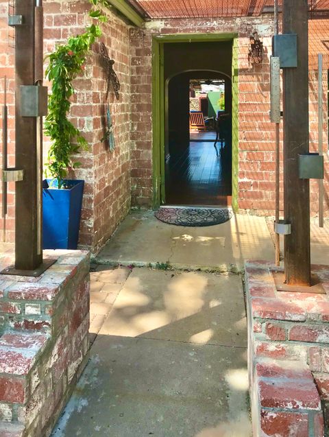 Entire Place 2Bed.1Bath