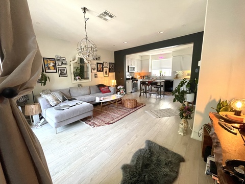 Private Room in 2Bed.4Bath