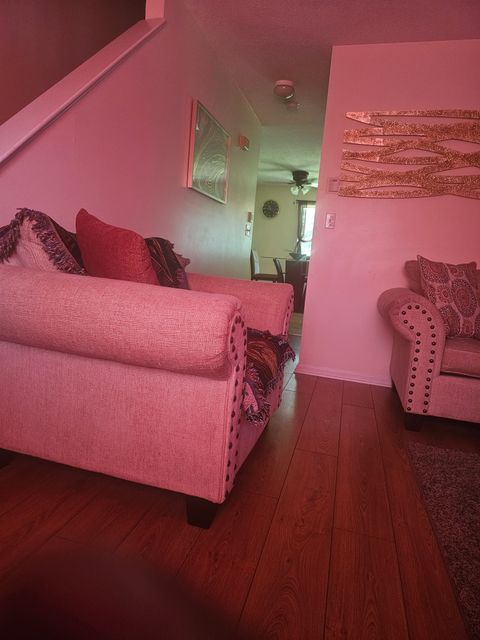 Private Room in 2Bed.2Bath