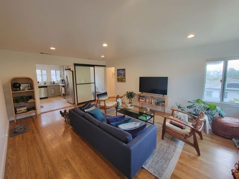 Private Room in 3Bed.2.5Bath