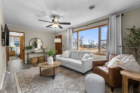 Entire Place 3Bed.1Bath