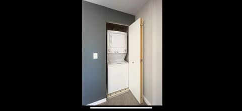 Private Room in 3Bed.2Bath