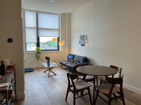 Private Room in 2Bed.2Bath