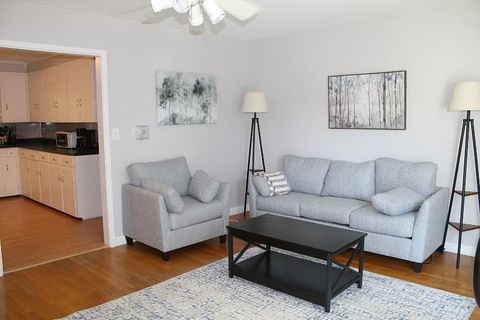 Entire Place 3Bed.1Bath
