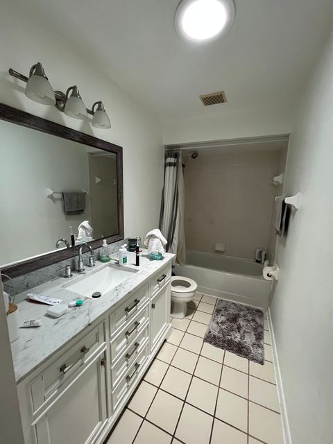 Private Room in 2Bed.2Bath