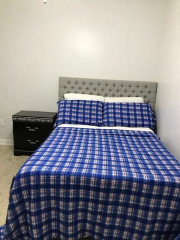 Private Room in 1Bed.1Bath