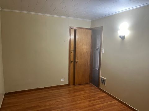 Shared Room in 2Bed.1Bath