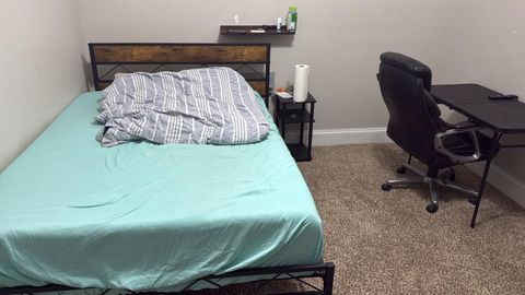 Private Room in 2Bed.1Bath