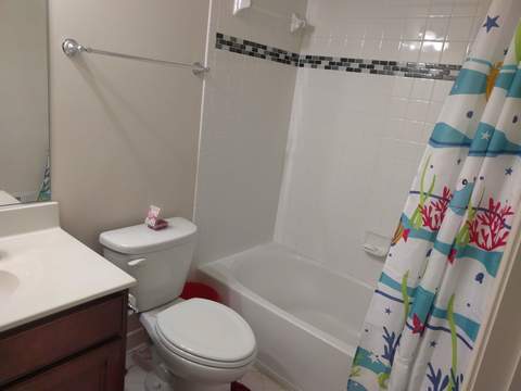 Private Room in 3Bed.3Bath