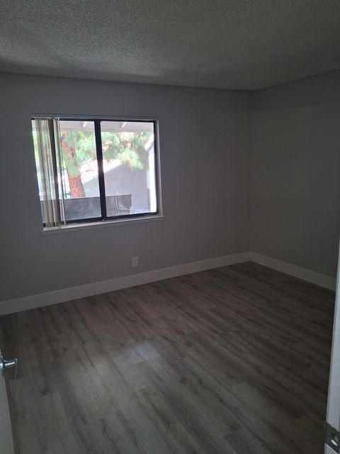 Private Room in 2Bed.1Bath