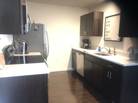 Private Room in 2Bed.2Bath