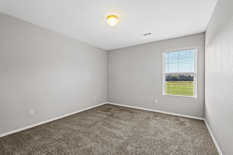 Private Room in 3Bed.2Bath