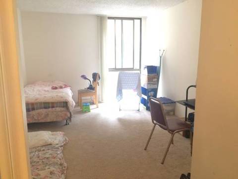 Master bedroom/bath near BART