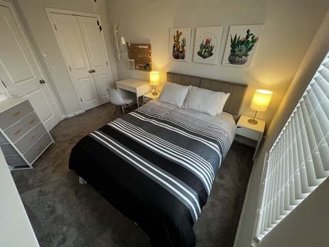 Private Room in 3Bed.2.5Bath