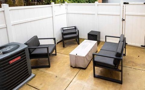 Private Room in 2Bed.2Bath