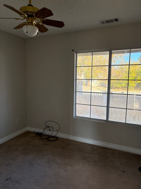 Private Room in 3Bed.2Bath