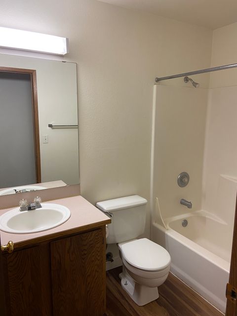 Entire Place 2Bed.1Bath