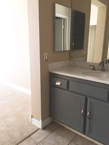 Private Room in 2Bed.2Bath