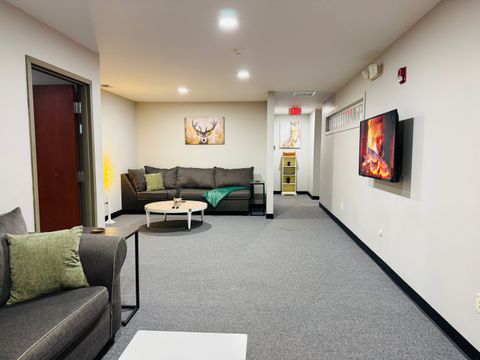 Entire Place 3Bed.1Bath