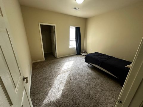 Private Room in 2Bed.2Bath