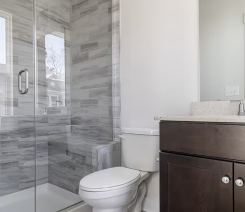 Private Room in 2Bed.3Bath