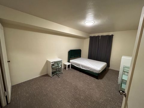 Private Room in 2Bed.1Bath