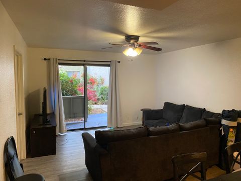 Entire Place 4Bed.2Bath