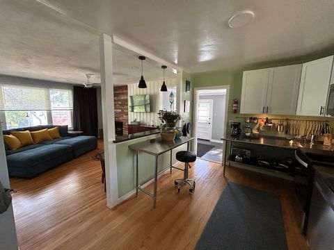 Entire Place 2Bed.1.5Bath