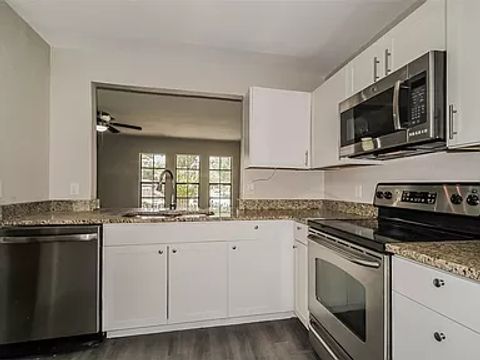 Entire Place 4Bed.2Bath