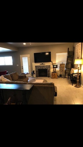 Private Room in 3Bed.3Bath