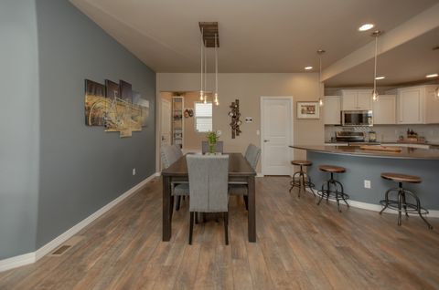 Private Room in 3Bed.3Bath