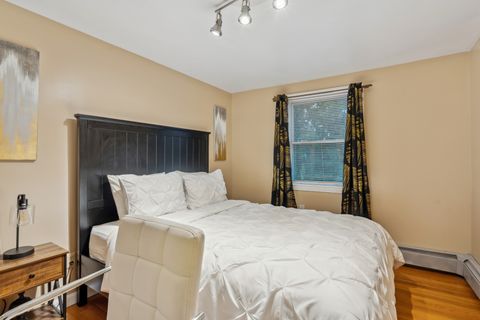 Private Room in 2Bed.1Bath