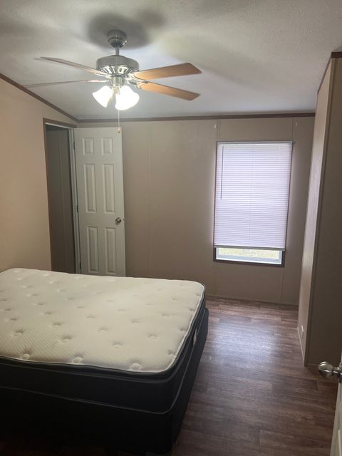 Private Room in 3Bed.3Bath