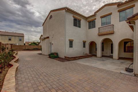 House full of amenities