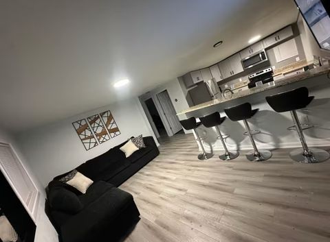 Entire Place 3Bed.1Bath
