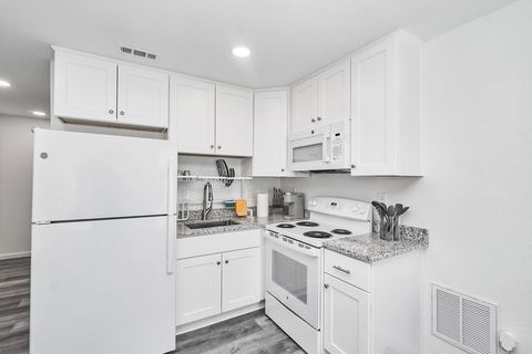 Entire Place 1Bed.1Bath