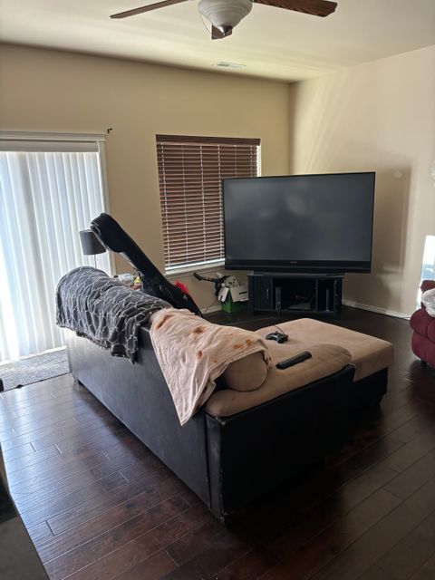 Private Room in 3Bed.2.5Bath