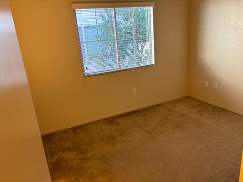 Private Room in 3Bed.3Bath