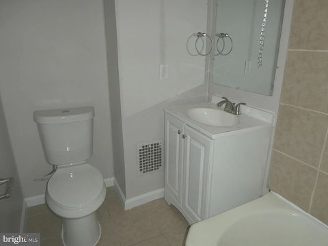 Private Room in 3Bed.1Bath